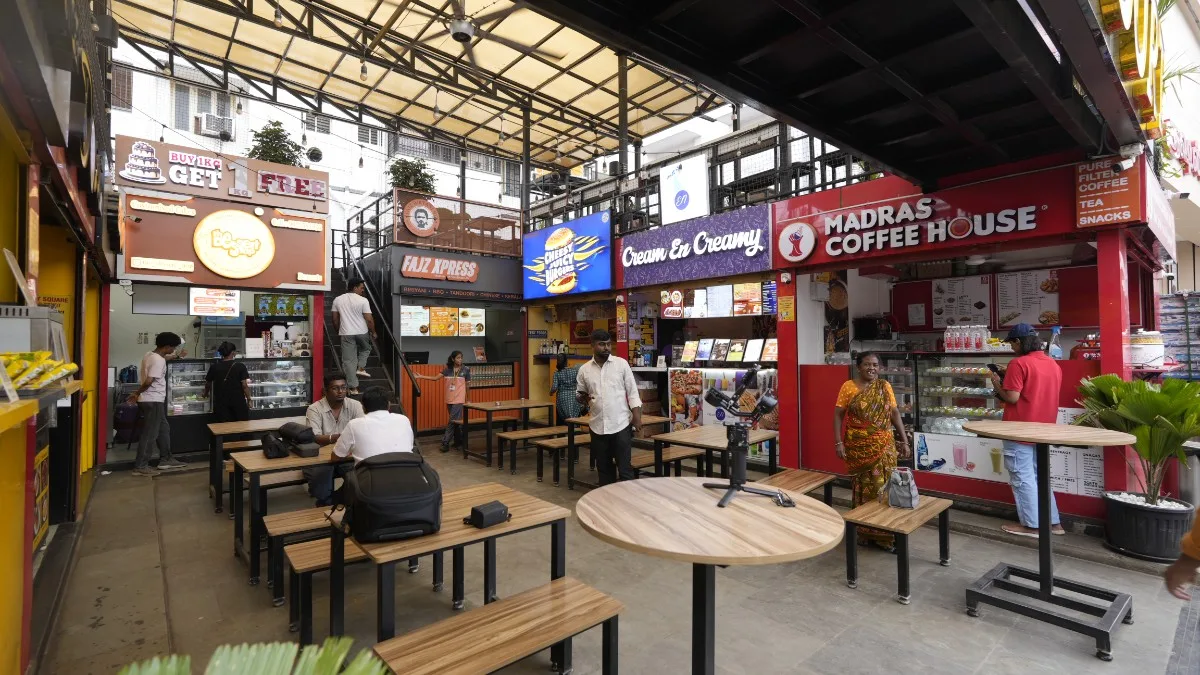 Tasty Square - Kolathur - Foodcourt - 6-400kb